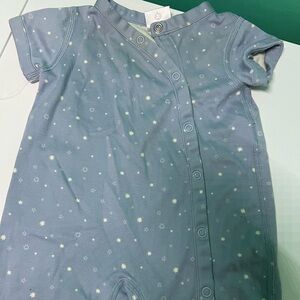 Hanna andersson Lilla stars onesie body suit full button front- organic cotton